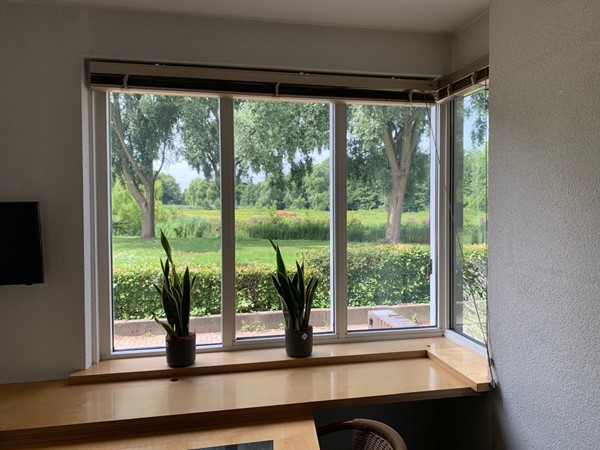 Prachtig gelegen woning met grote achtertuin en energielabel A!